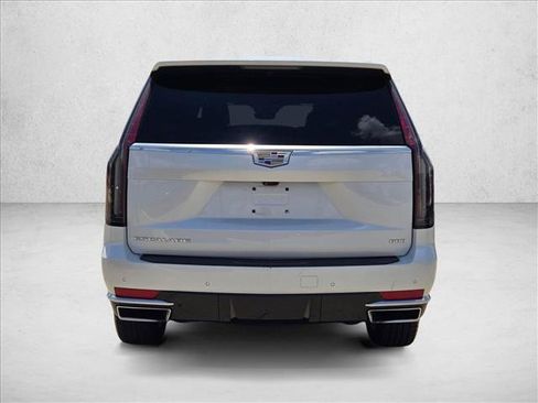 Used 2023 Cadillac Escalade Premium Luxury w/ Performance Package AWD/4WD image 7