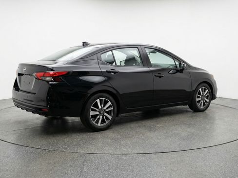 Used 2025 Nissan Versa SV FWD image 9