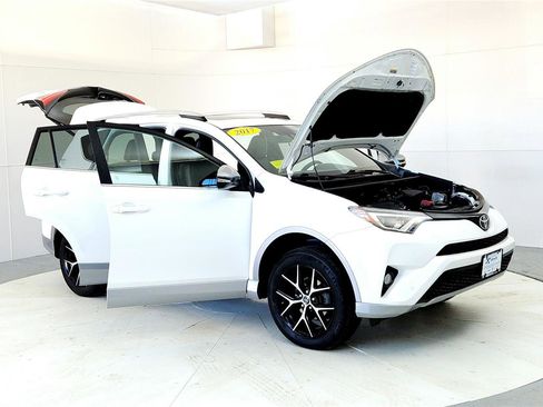 Used 2017 Toyota RAV4 SE w/ Power Extra Value Package image 12