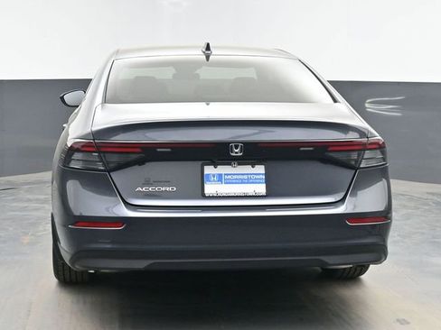 Used 2023 Honda Accord EX image 9