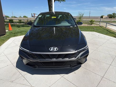 New 2026 Hyundai Elantra Sport FWD image 8