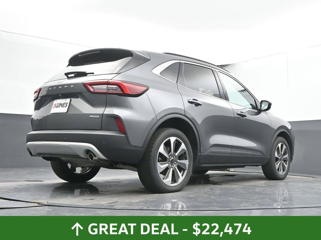 Used 2024 Ford Escape Platinum AWD/4WD image 24