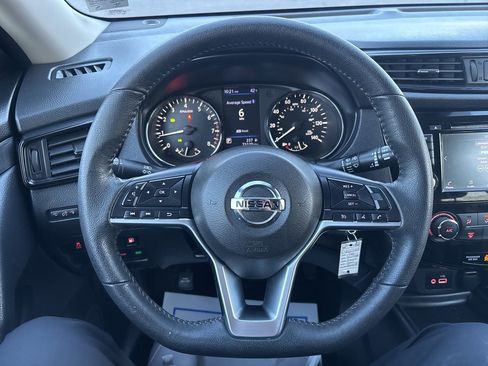 Used 2020 Nissan Rogue S w/ Special Edition Package image 10