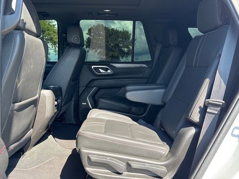 Used 2021 Chevrolet Tahoe RST w/ Luxury Package image 11