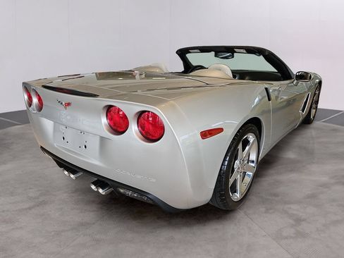 Used 2007 Chevrolet Corvette Convertible w/ Preferred Equipment Group RWD image 4