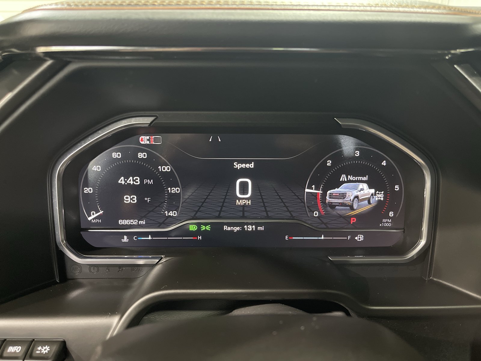 Used 2024 GMC Sierra 1500 AT4 w/ Technology Package AWD/4WD image 30