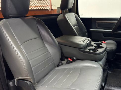 Used 2017 RAM 3500 Tradesman w/ Power & Remote Entry Group RWD image 18