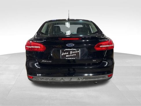 Used 2018 Ford Focus SE image 4