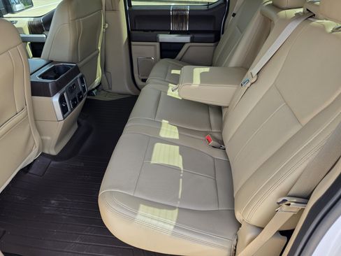 Used 2018 Ford F150 Lariat RWD image 24