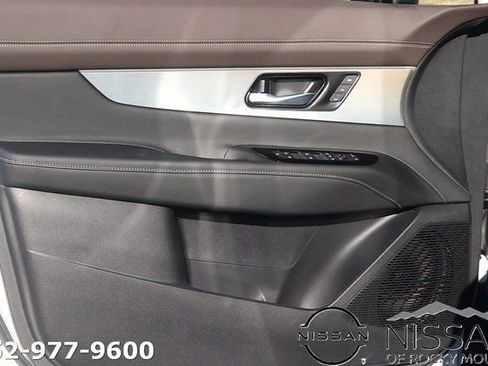 New 2026 Nissan Murano Platinum image 10