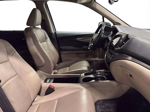 Used 2019 Honda Pilot EX-L image 11