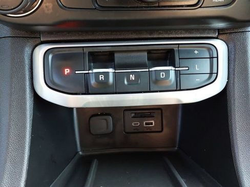 Used 2021 GMC Acadia SLT w/ Premium Package AWD/4WD image 18