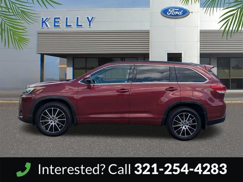 Used 2018 Toyota Highlander SE AWD/4WD image 9