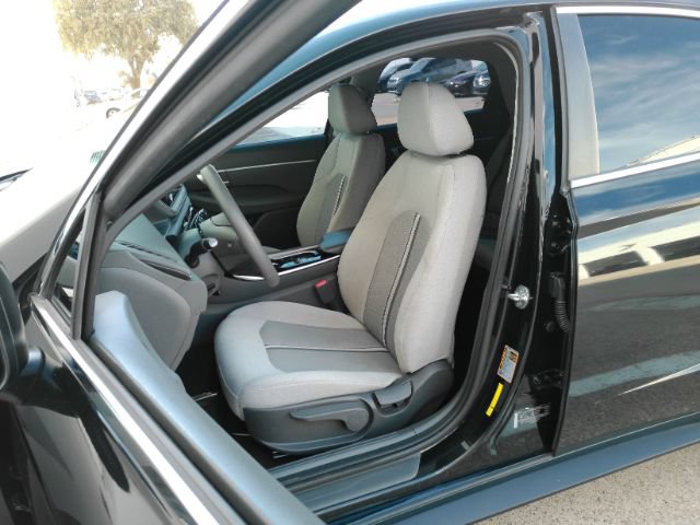 Used 2022 Hyundai Sonata SE FWD image 15