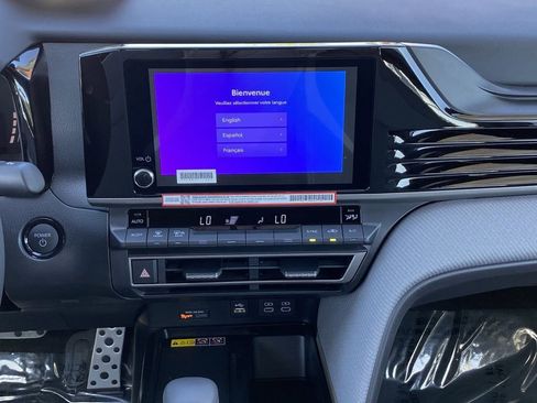 Certified 2026 Toyota Camry SE w/ Convenience Package image 28