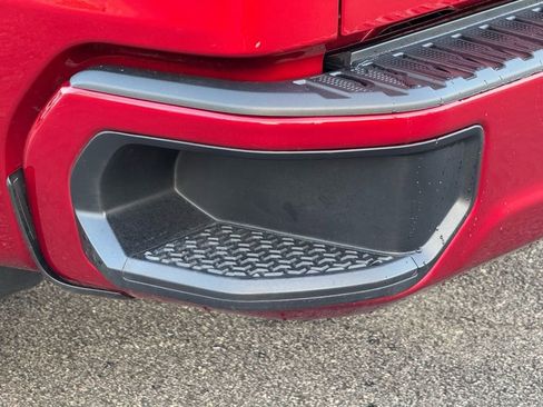 Used 2023 GMC Sierra 1500 Elevation image 10