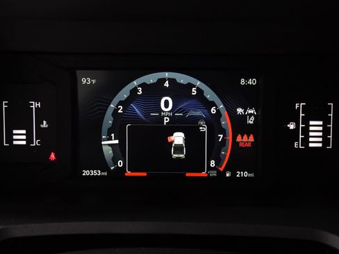 Used 2024 Toyota Tacoma SR5 AWD/4WD image 28