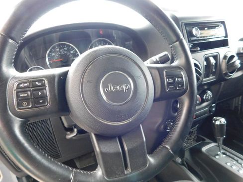Used 2014 Jeep Wrangler Unlimited Sport w/ Quick Order Package 24S AWD/4WD image 12