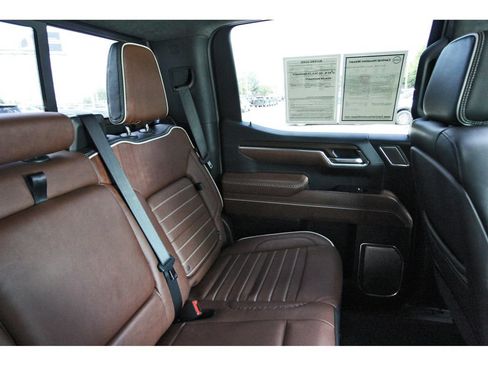 Used 2025 GMC Sierra 1500 Denali Ultimate AWD/4WD image 10