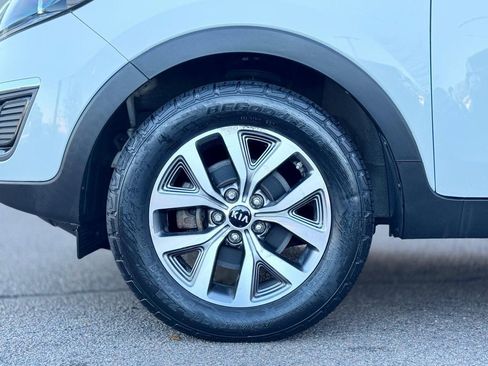 Used 2014 Kia Sportage LX image 11