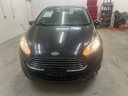 Used 2014 Ford Fiesta SE FWD image 3