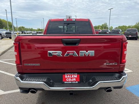 New 2026 RAM 1500 4x4 Crew Cab image 7
