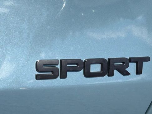 Used 2025 Honda HR-V Sport image 12