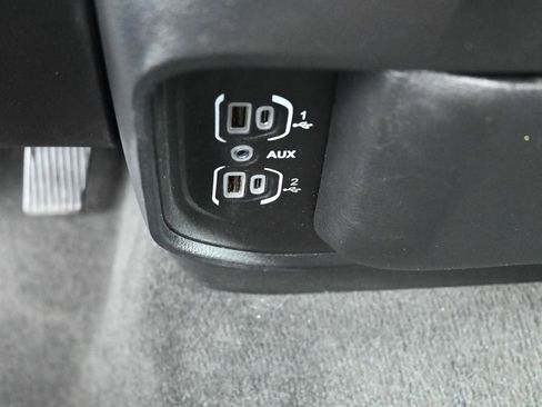 Used 2020 RAM 1500 Laramie image 29