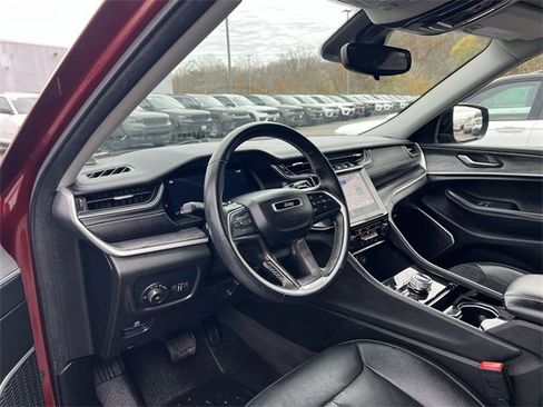 Used 2021 Jeep Grand Cherokee L Limited w/ MOPAR Finishing Package image 10