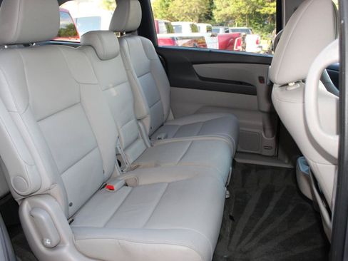 Used 2016 Honda Odyssey Touring image 24