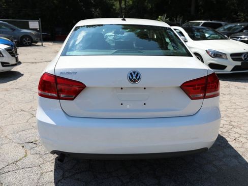Used 2012 Volkswagen Passat 2.5 S FWD image 7