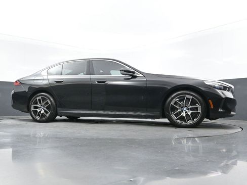 Used 2024 BMW i5 eDrive40i w/ M Sport Package image 49