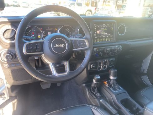 Used 2023 Jeep Wrangler Sahara w/ Cold Weather Group image 10