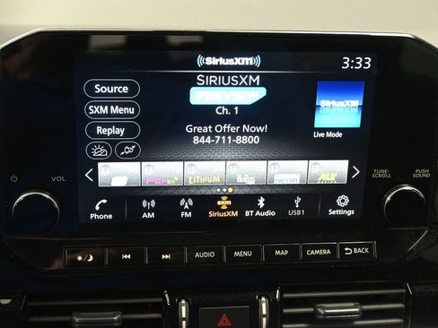 Used 2024 Nissan Pathfinder Platinum w/ Lighting Package (N93) AWD/4WD image 17