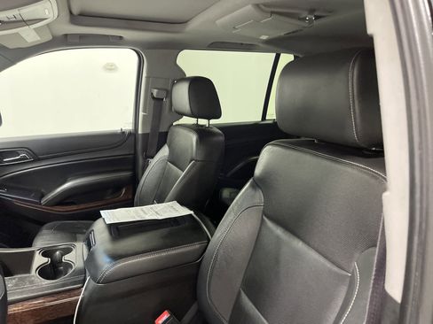 Used 2015 GMC Yukon XL SLT w/ Open Road Package image 11