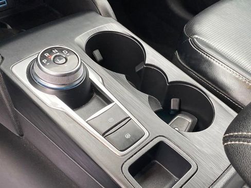 Used 2023 Ford Escape Platinum image 13