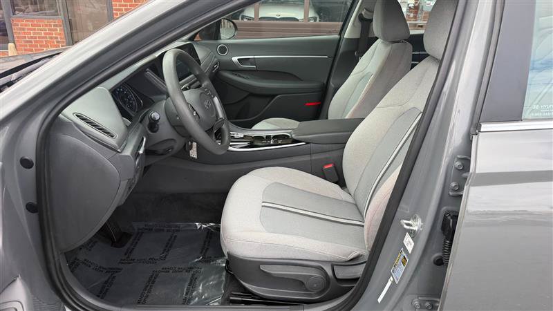 Used 2020 Hyundai Sonata SE w/ Cargo Package FWD image 23