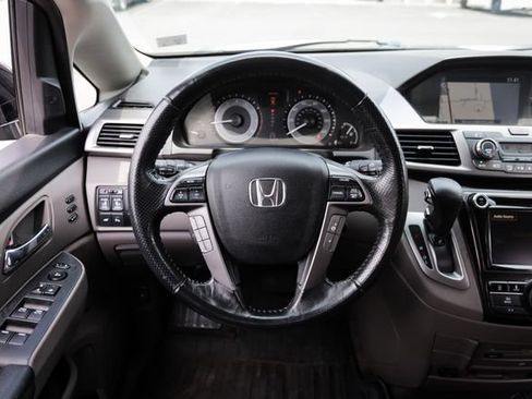 Used 2015 Honda Odyssey Touring Elite image 30
