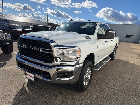 Used 2024 RAM 3500 Big Horn image 10