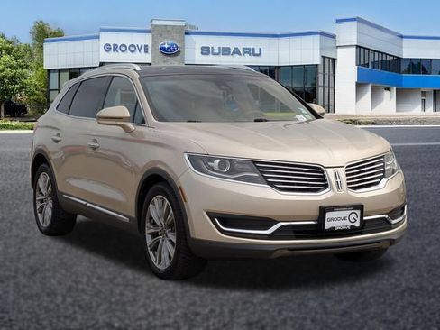 Used 2017 Lincoln MKX Reserve AWD/4WD image 8