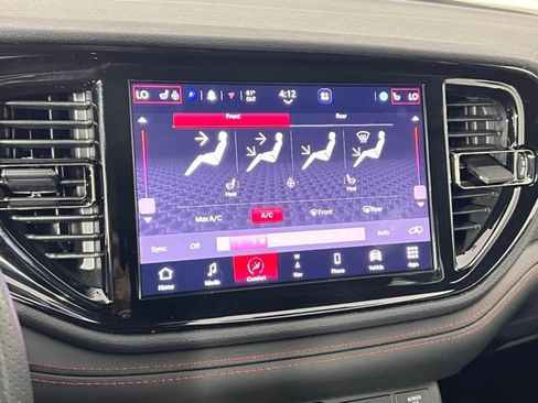 Used 2025 Dodge Durango GT w/ Blacktop Package RWD image 33