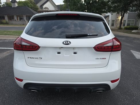 Used 2017 Kia Forte SX FWD image 7