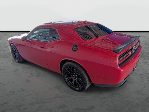 Used 2016 Dodge Challenger SRT Hellcat image 11