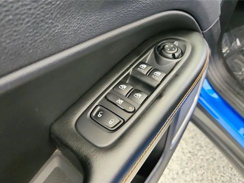 Used 2018 Jeep Compass Limited AWD/4WD image 15