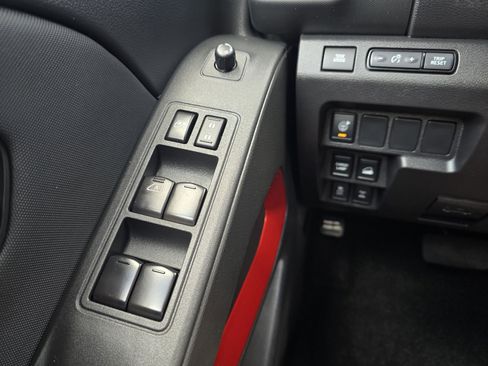 Used 2024 Nissan Frontier PRO-4X w/ Technology Package image 24