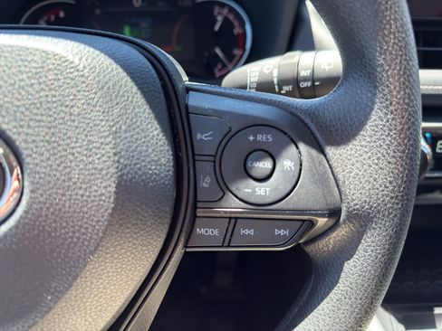 Certified 2024 Toyota RAV4 XLE AWD/4WD image 20
