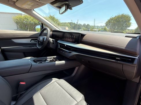 Certified 2026 Nissan Murano Platinum w/ Cargo Package image 14