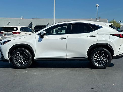 Used 2023 Lexus NX 350h Premium image 9