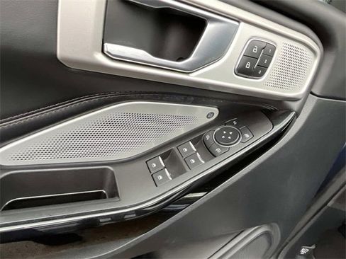 Used 2021 Ford Explorer Platinum w/ Equipment Group 601A image 30