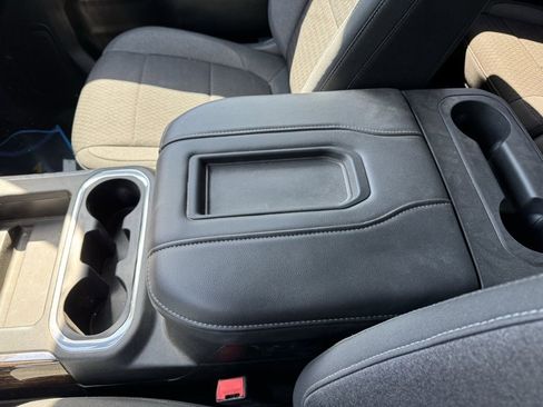 Used 2020 GMC Sierra 1500 Elevation w/ Elevation Value Package AWD/4WD image 12